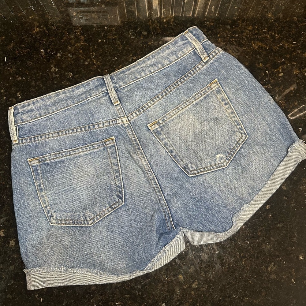 FRAME Le Grand Garçon Light Washed Blue Jean Shorts Size 25 - Picture 5 of 5